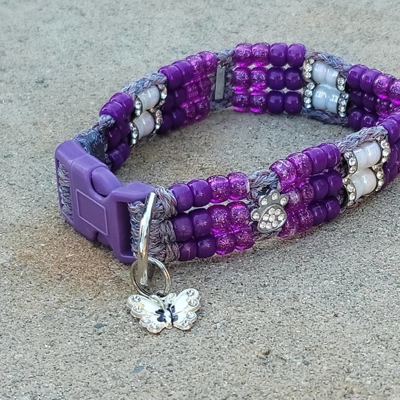 Custom Handmade Beaded Bling Dog Collar Paws - Picture 1 of 3
